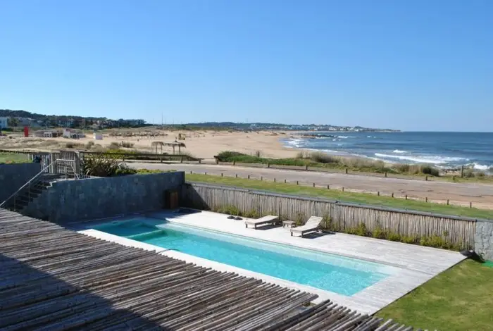 ALQUILER TEMP APTO 3 DORM C/PISCINA FRENTE A PLAYA MONTOYA