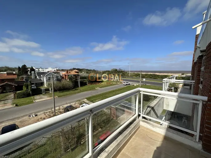 Frente al mar - Venta Barra de Carrasco 3D suite,toilette,lavadero,terraza,gge Amenities