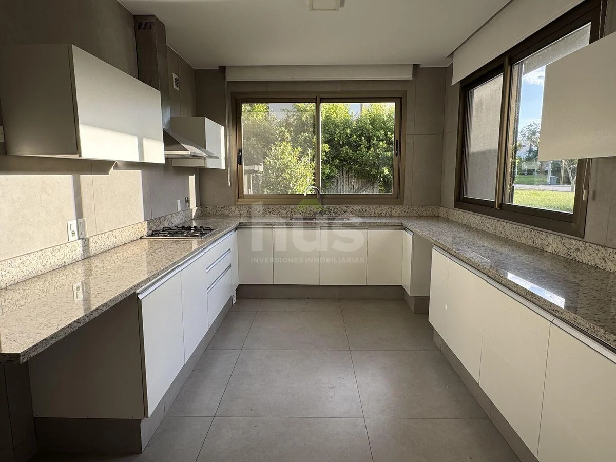 Casa en Altos de la Tahona, propiedad 288540 -Imagen 6