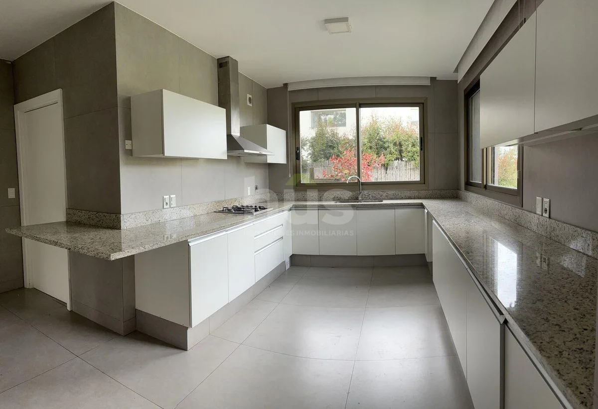 Casa en Altos de la Tahona, propiedad 288540 -Imagen 8