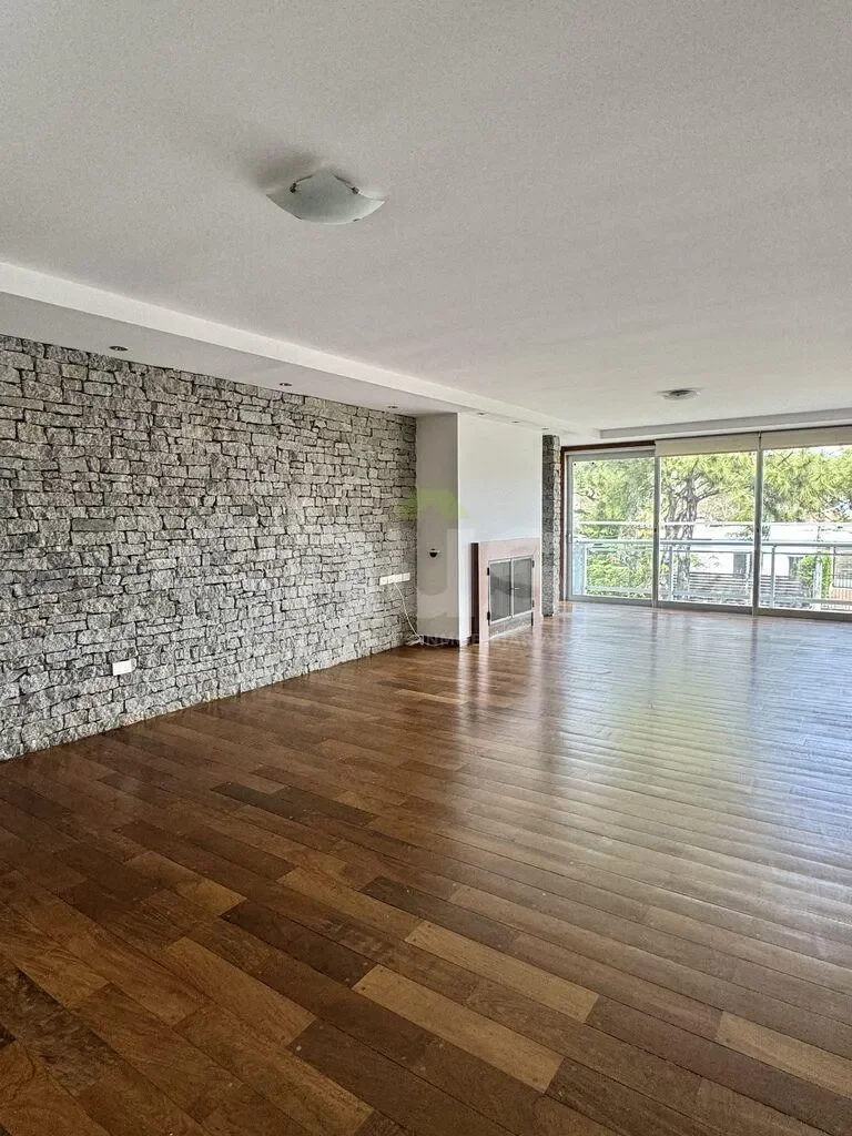 Apartamento en Carrasco, propiedad 296824 -Imagen 2