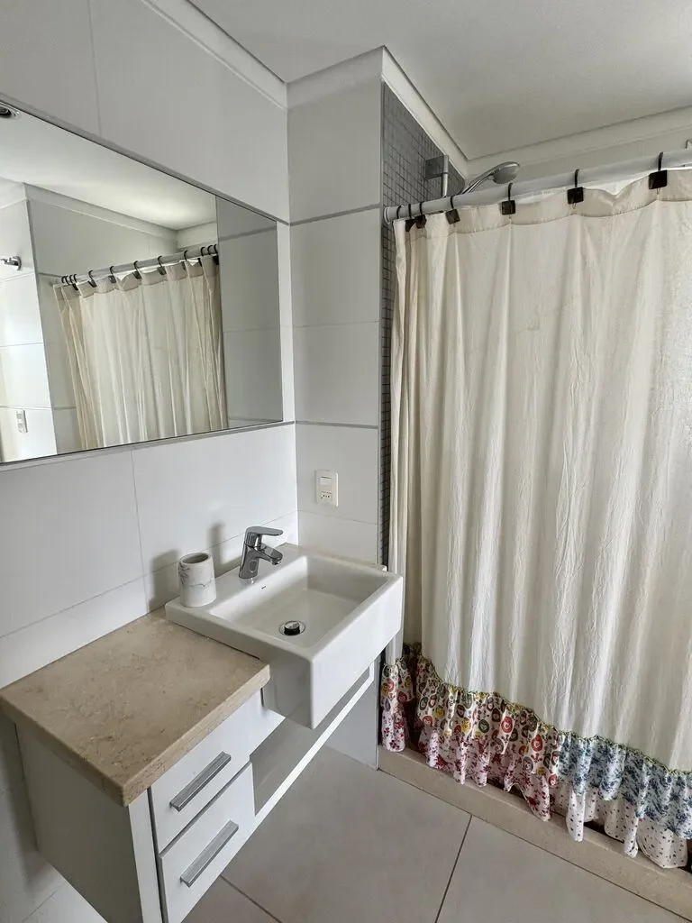 Apartamento en Playa Mansa, propiedad 297150 -Imagen 11