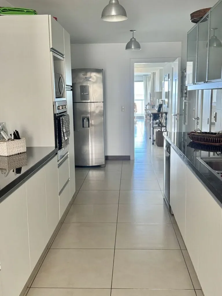 Apartamento en Playa Mansa, propiedad 297150 -Imagen 6