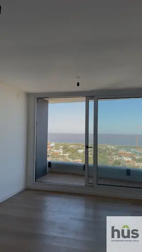 Apartamento a estrenar con vista al mar