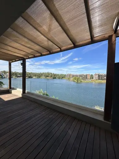 Apartamento en alquiler con cochera en Parque Miramar