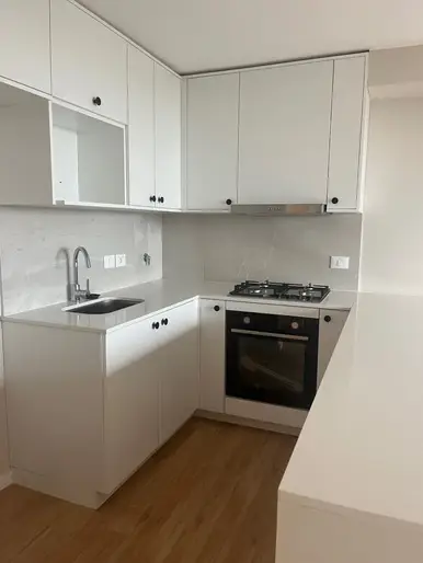 Apartamento a estrenar con cochera en Cala del Yacht