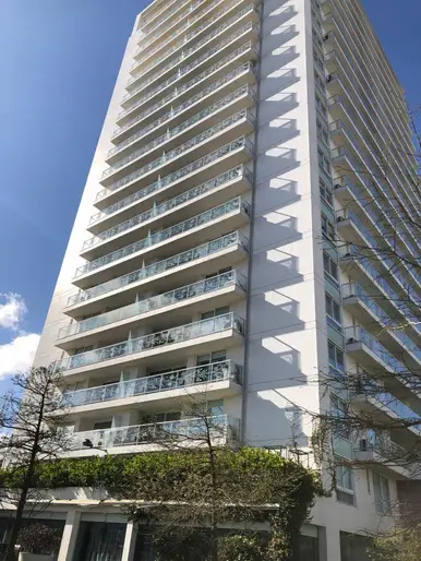 APARTAMENTO DE CATEGORIA AMOBLADO Y MUY LUMINOSO