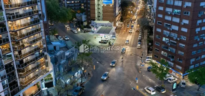 Venta monoambiente piso alto amplio estrena !