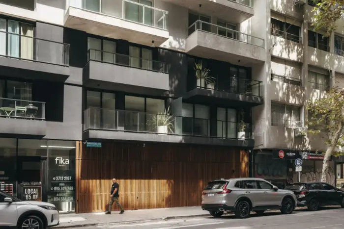 ALQUILER APARTAMENTO MONOAMBIENTE C/BALCÓN CENTRO