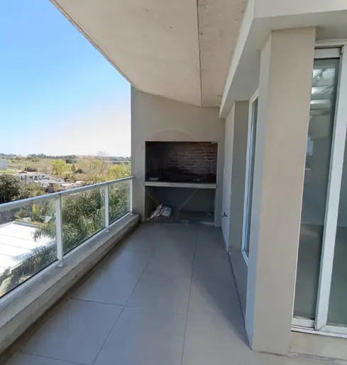 Venta apartamento penthouse, 2 dormitorios terraza parrillero Carrasco