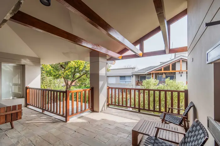 VENTA APARTAMENTO 3 DORM + SERVICIO  2 GARAJES  CARRASCO