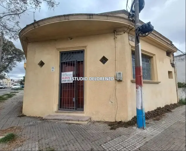 CASA DE UN DORMIORIO EN ZONA LA BLANQUEADA