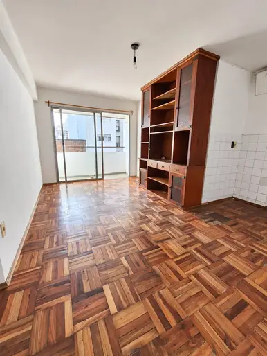Alquiler en Aguada apartamento de 1 dormitorio con balcón