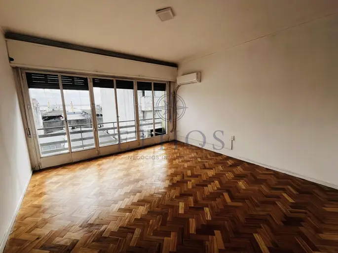 Alquiler Apartamento 2 dormitorios en Ciudad Vieja