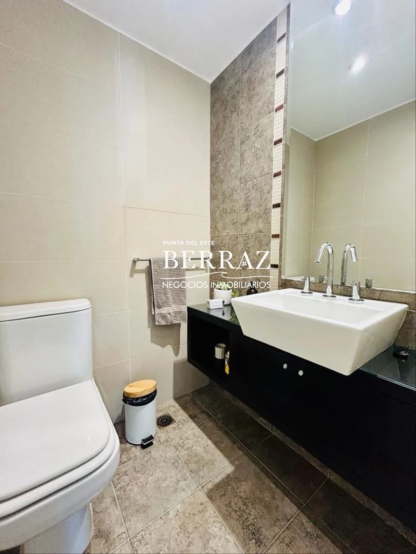 Apartamento en Playa Mansa, propiedad 297121 -Imagen 15
