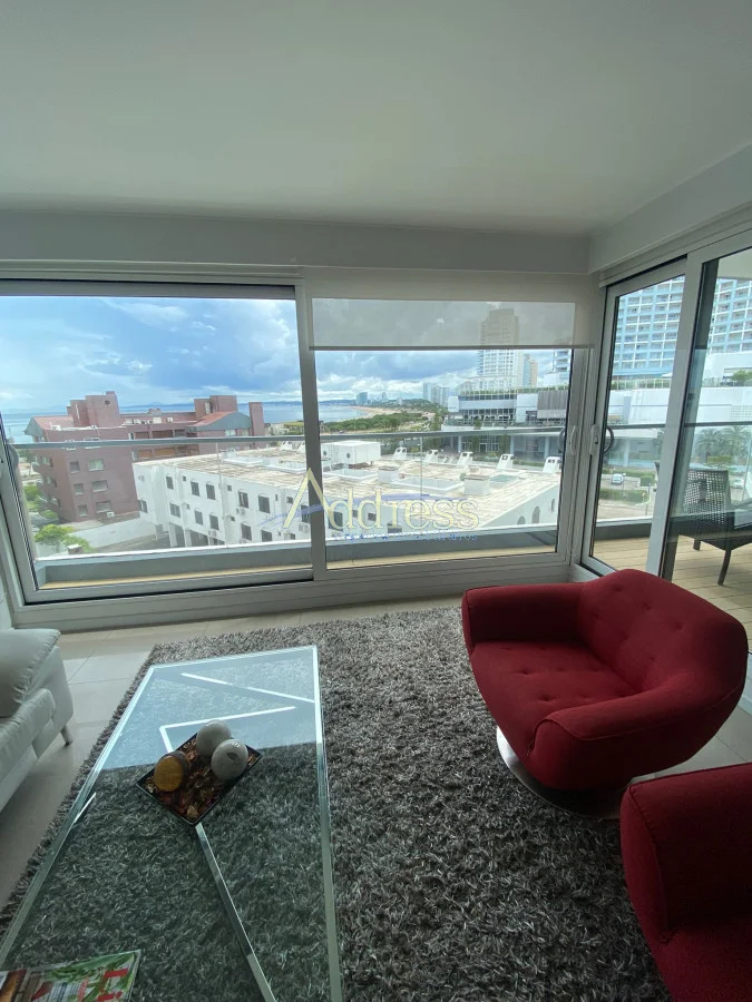Apartamento en Playa Mansa, propiedad 271840 -Imagen 3