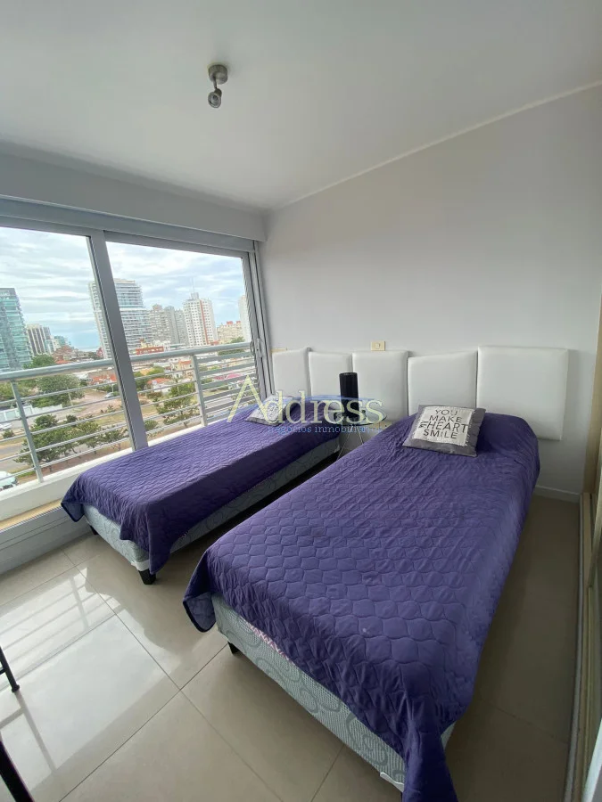 Apartamento en Playa Mansa, propiedad 271840 -Imagen 23