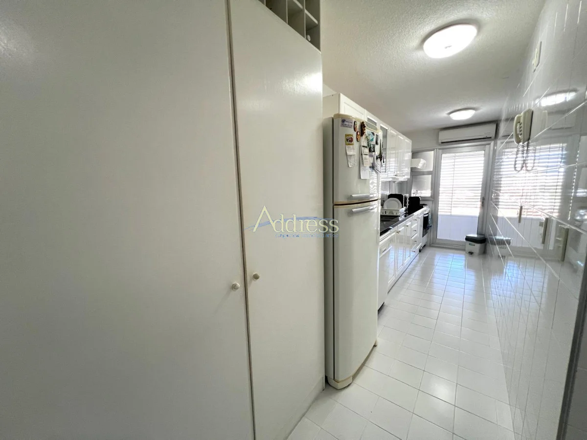 Apartamento en Playa Mansa, propiedad 271842 -Imagen 12