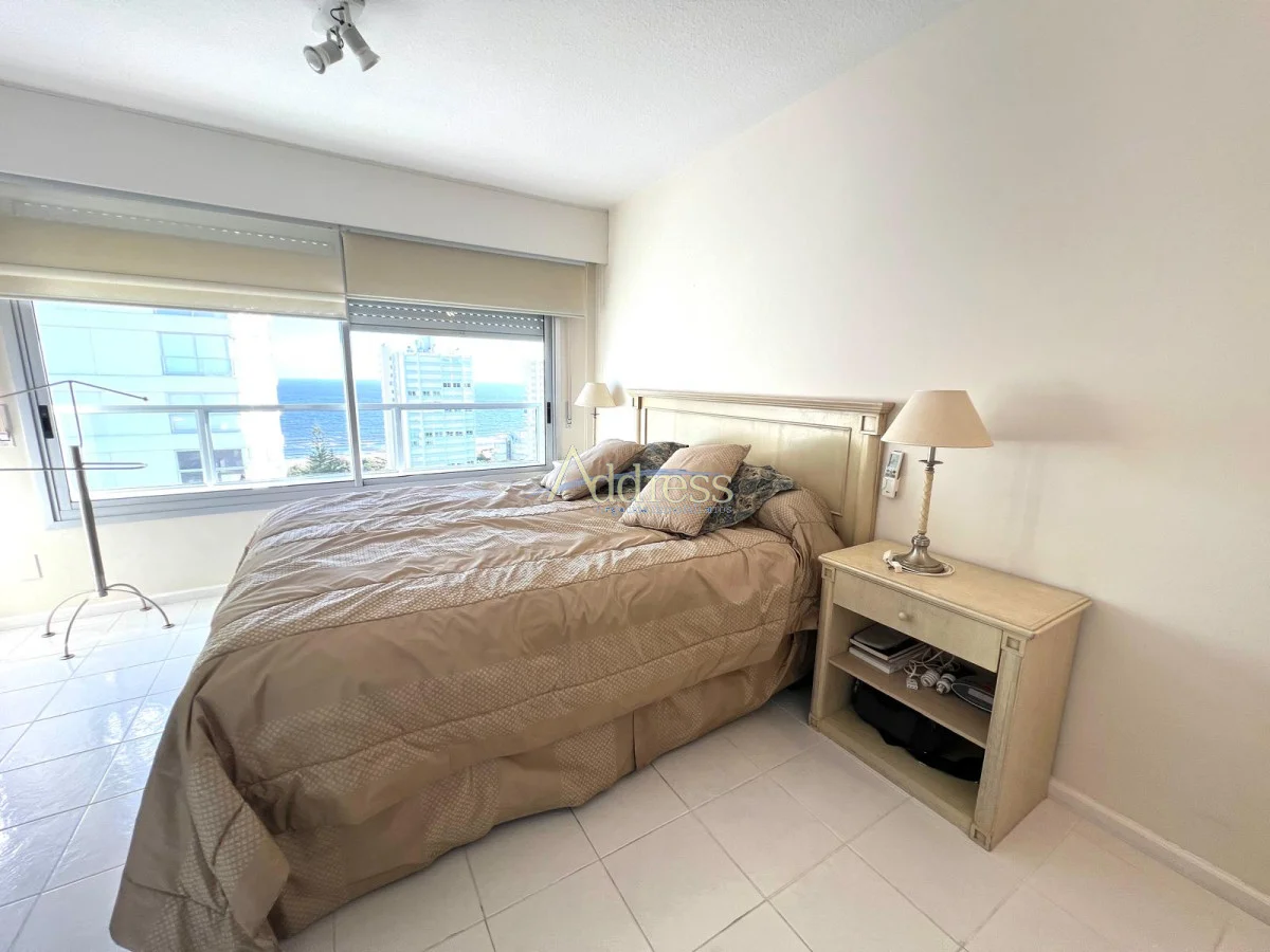 Apartamento en Playa Mansa, propiedad 271842 -Imagen 15
