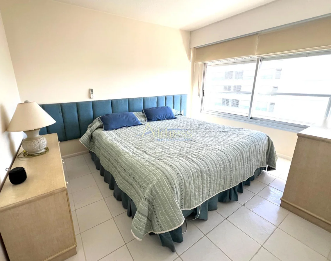 Apartamento en Playa Mansa, propiedad 271842 -Imagen 20