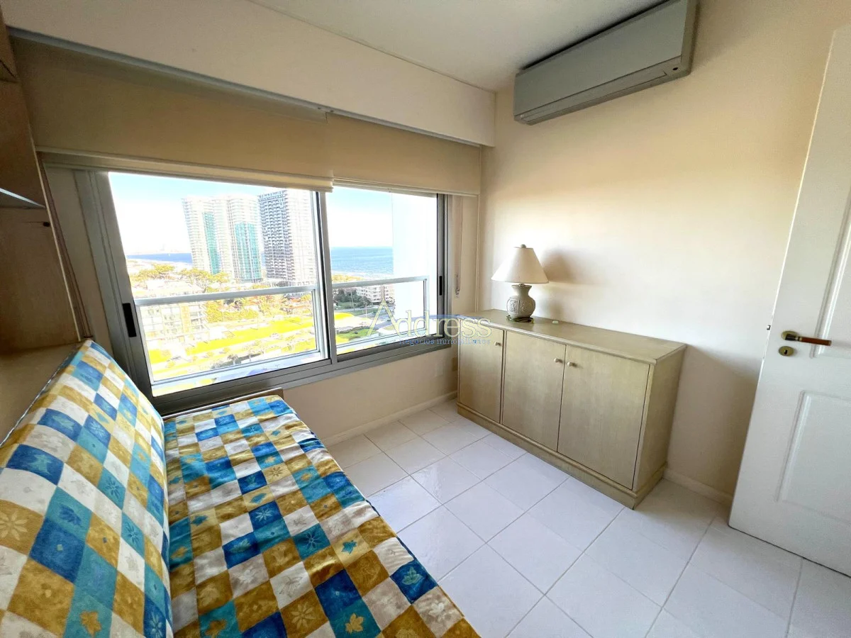 Apartamento en Playa Mansa, propiedad 271842 -Imagen 22