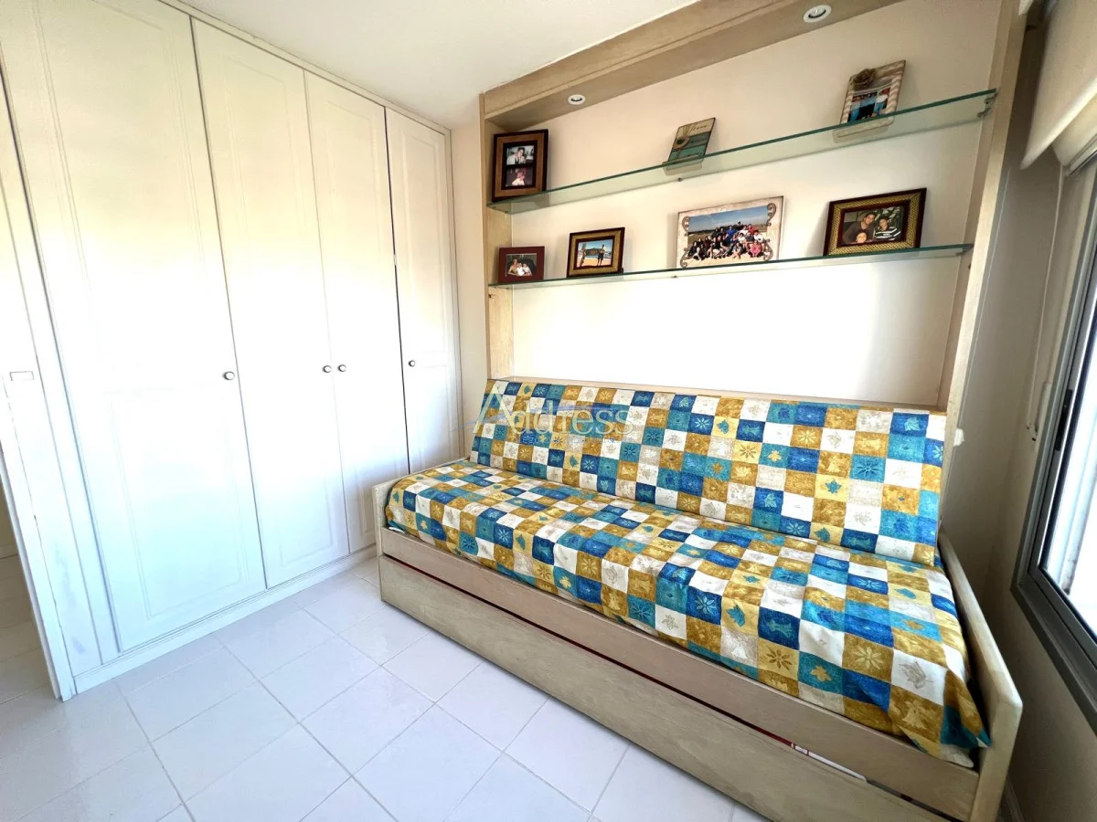 Apartamento en Playa Mansa, propiedad 271842 -Imagen 23
