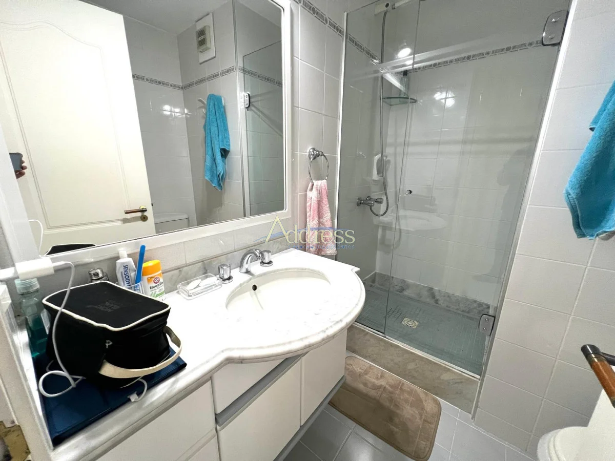 Apartamento en Playa Mansa, propiedad 271842 -Imagen 24