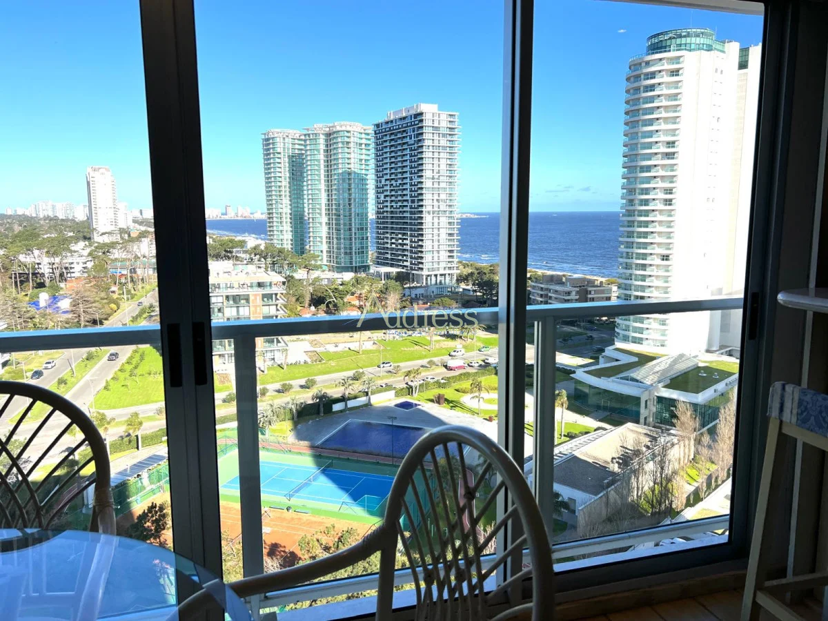 Apartamento en Playa Mansa, propiedad 271842 -Imagen 5