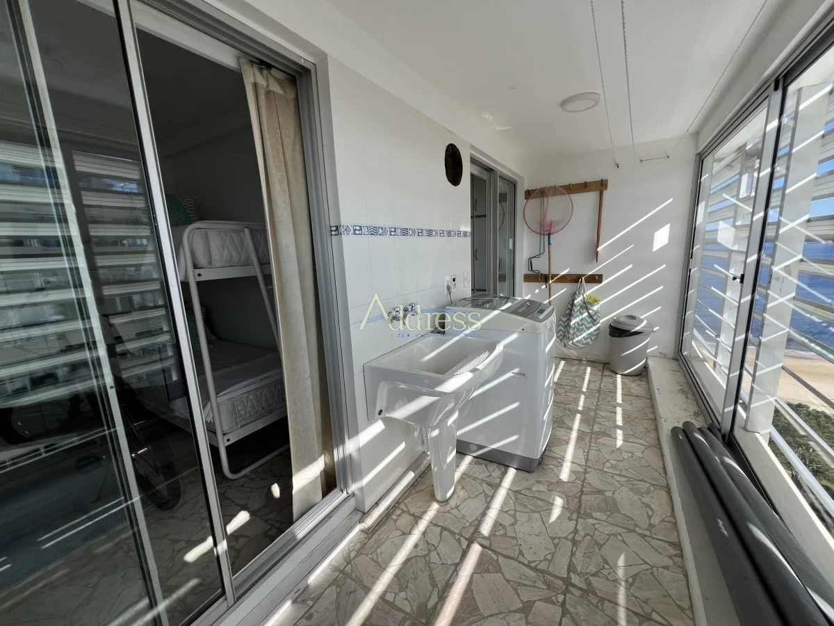 Apartamento en Playa Mansa, propiedad 271843 -Imagen 25