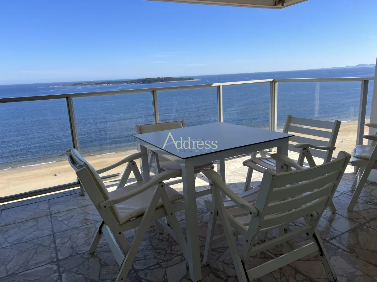 Apartamento en Playa Mansa, propiedad 271843 -Imagen 9
