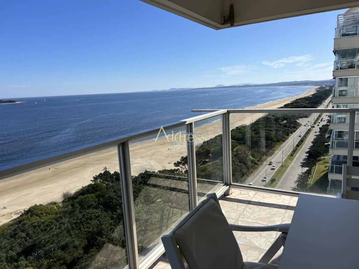 Apartamento en Playa Mansa, propiedad 271843 -Imagen 10
