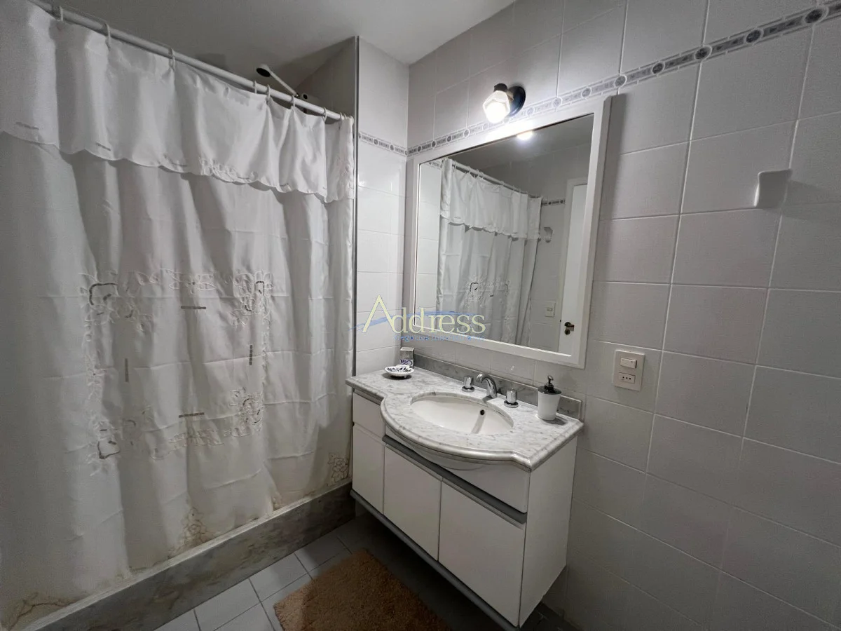 Apartamento en Playa Mansa, propiedad 282050 -Imagen 12