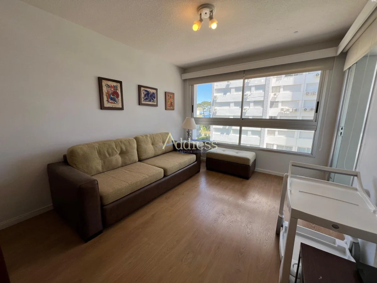 Apartamento en Playa Mansa, propiedad 282050 -Imagen 3