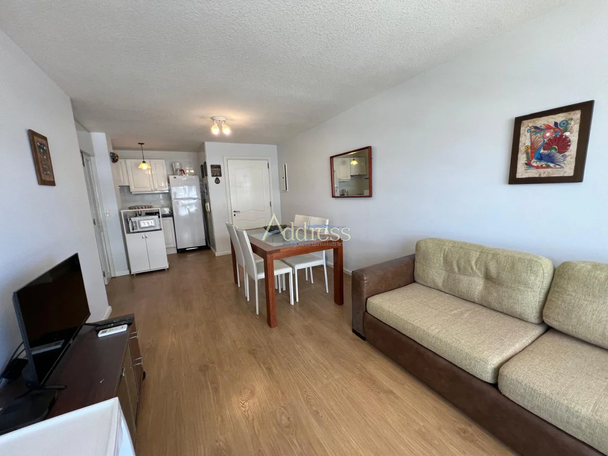 Apartamento en Playa Mansa, propiedad 282050 -Imagen 5