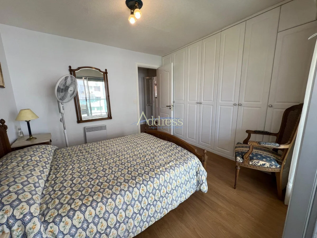 Apartamento en Playa Mansa, propiedad 282050 -Imagen 9