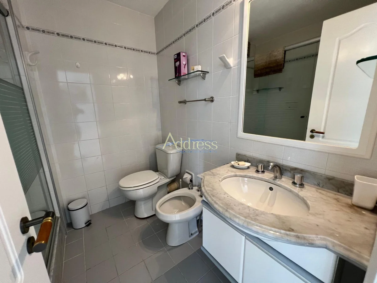 Apartamento en Playa Mansa, propiedad 282051 -Imagen 19