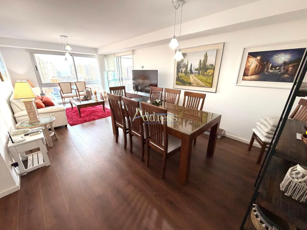 Apartamento en Playa Mansa, propiedad 282827 -Imagen 4
