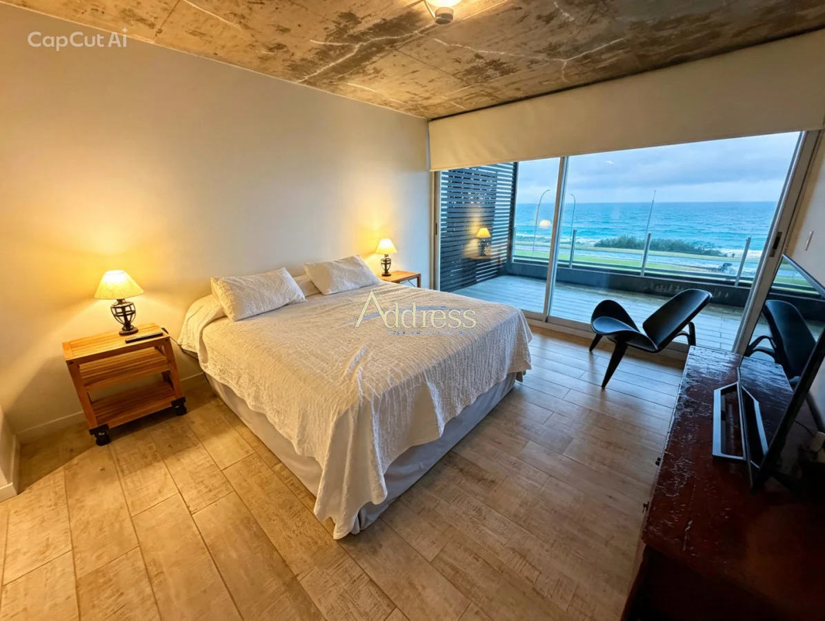 Apartamento en Playa Mansa, propiedad 291042 -Imagen 12