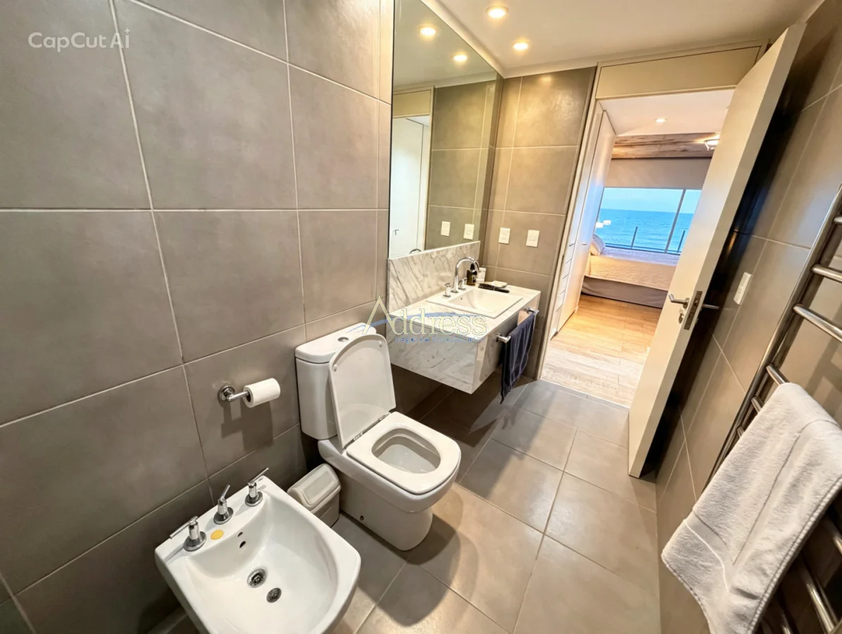 Apartamento en Playa Mansa, propiedad 291042 -Imagen 15