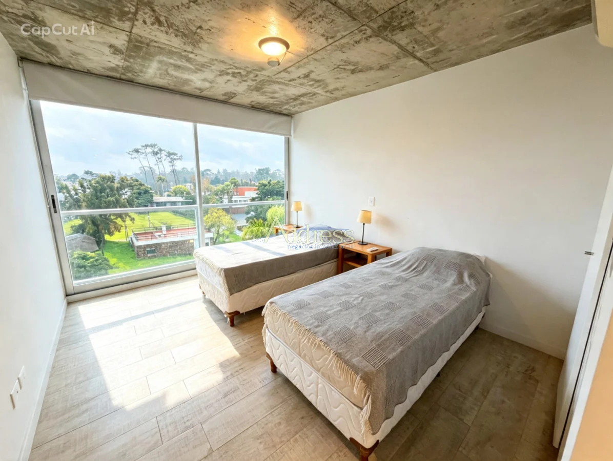 Apartamento en Playa Mansa, propiedad 291042 -Imagen 17