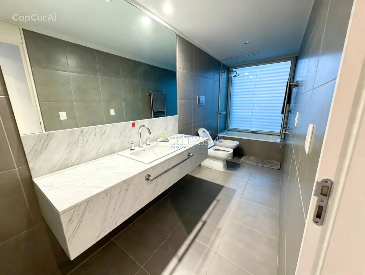 Apartamento en Playa Mansa, propiedad 291042 -Imagen 19
