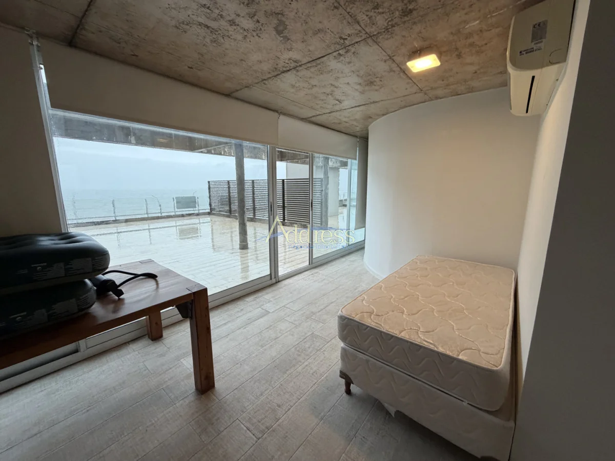 Apartamento en Playa Mansa, propiedad 291042 -Imagen 21