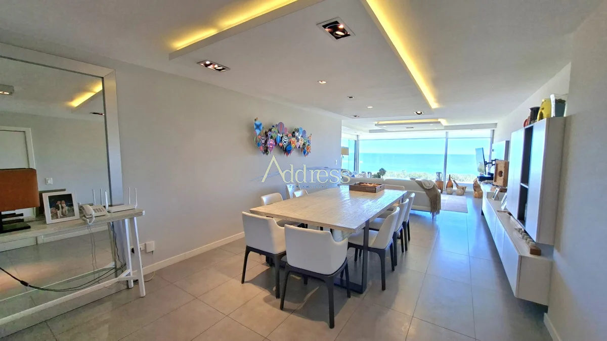Apartamento en Playa Mansa, propiedad 291053 -Imagen 2