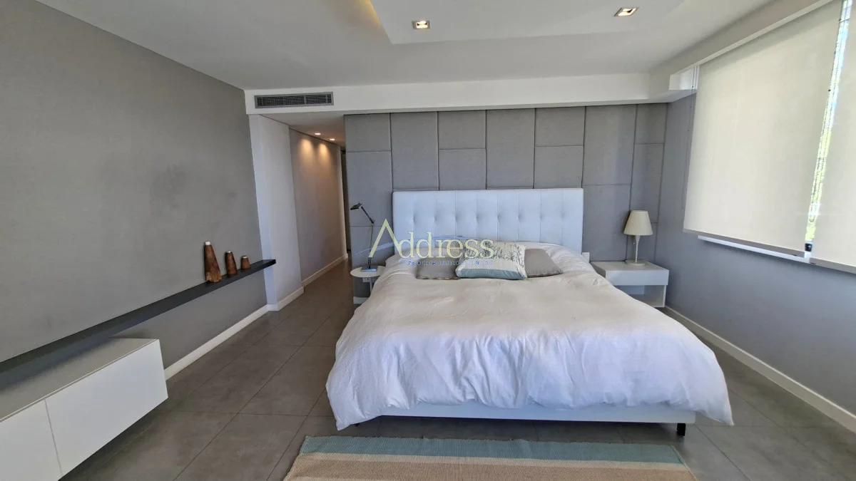 Apartamento en Playa Mansa, propiedad 291053 -Imagen 14