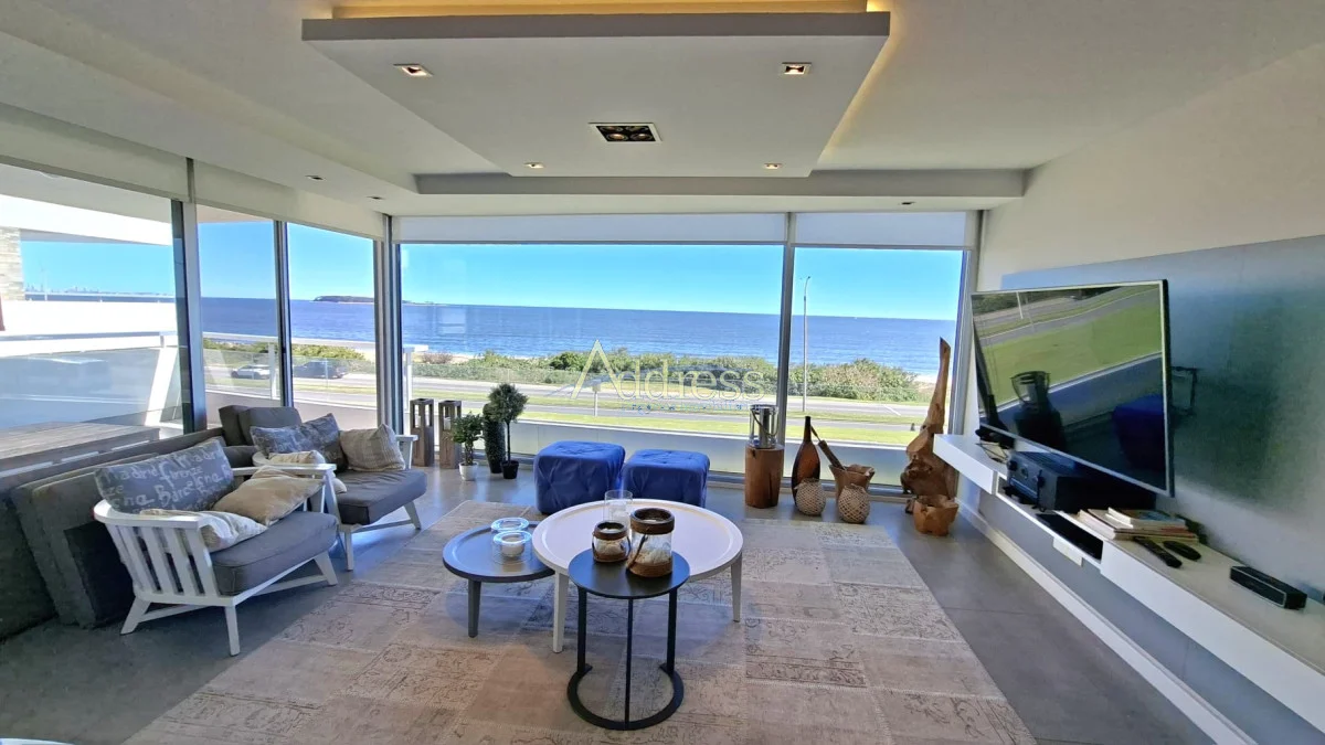 Apartamento en Playa Mansa, propiedad 291053 -Imagen 4