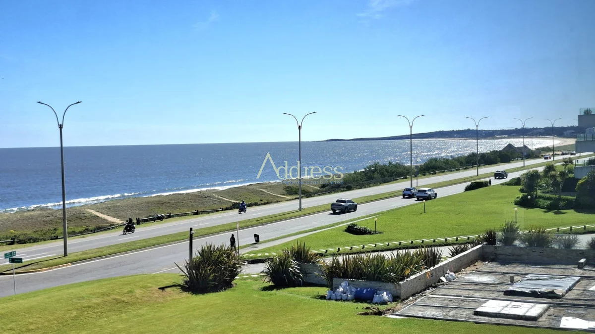 Apartamento en Playa Mansa, propiedad 291053 -Imagen 7