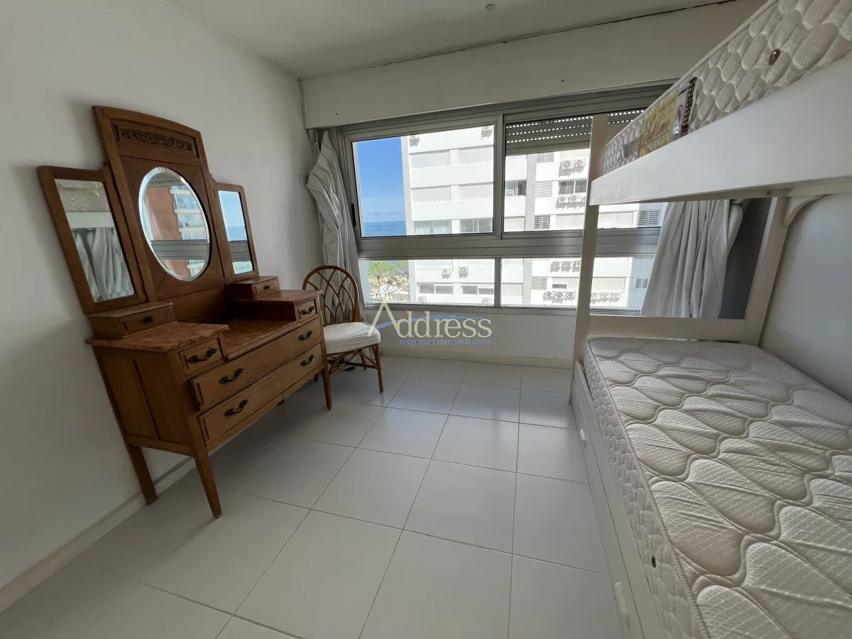 Apartamento en Playa Mansa, propiedad 291054 -Imagen 14