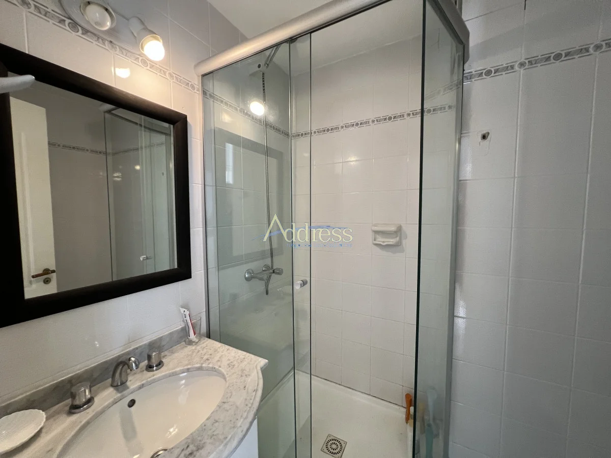 Apartamento en Playa Mansa, propiedad 291054 -Imagen 16