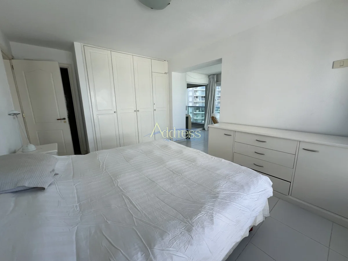 Apartamento en Playa Mansa, propiedad 291054 -Imagen 23
