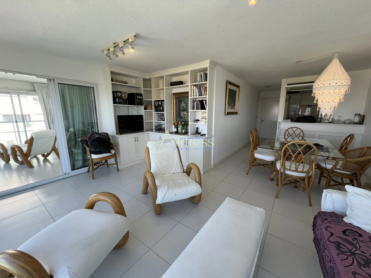 Apartamento en Playa Mansa, propiedad 291054 -Imagen 6